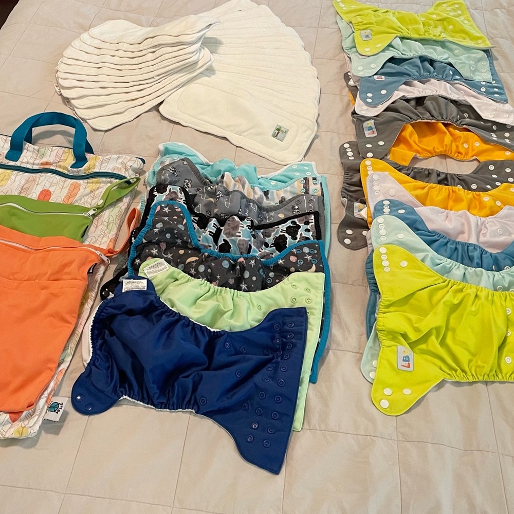 Cloth Diaper Lot, Unisex, 19 pocket diapers & 24 inserts